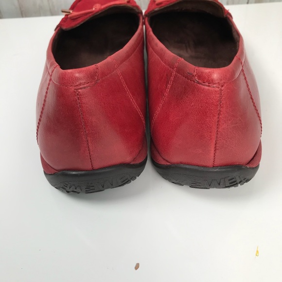A. Weil sz 10 red leather loafers with bow EUC - Picture 5 of 8